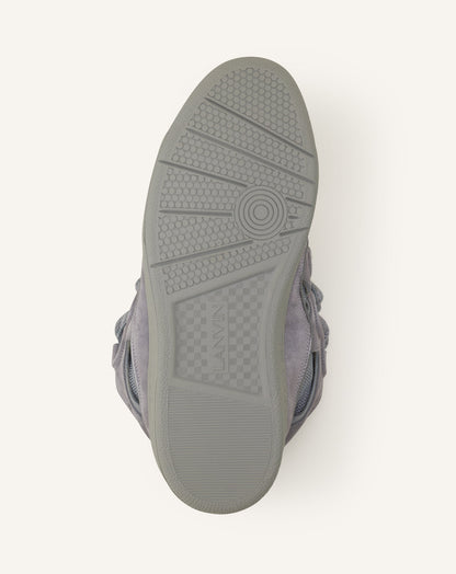 SNEAKERS CURB EN SUEDE MONOCOLOR