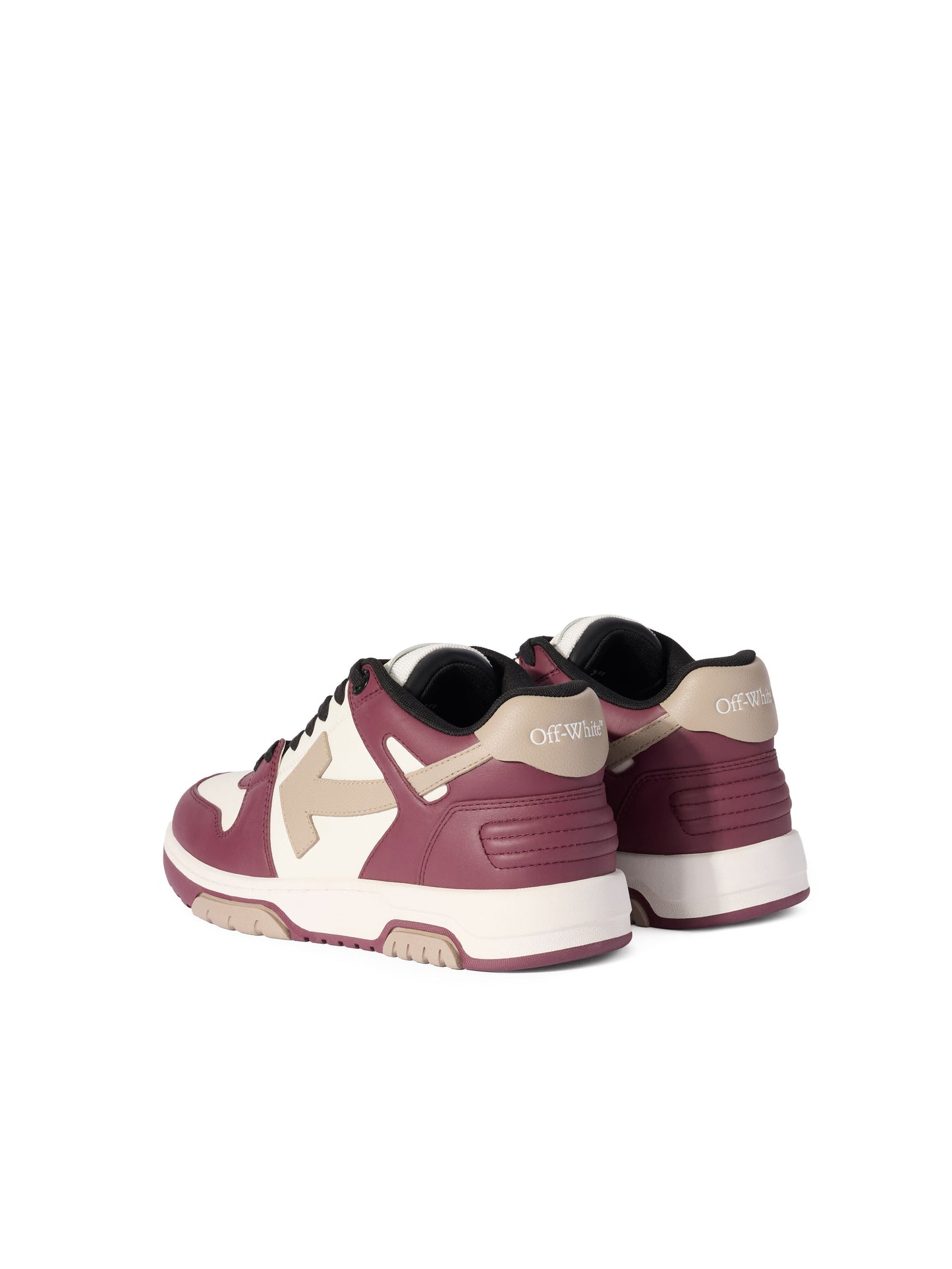 Off-White baskets Out of Office