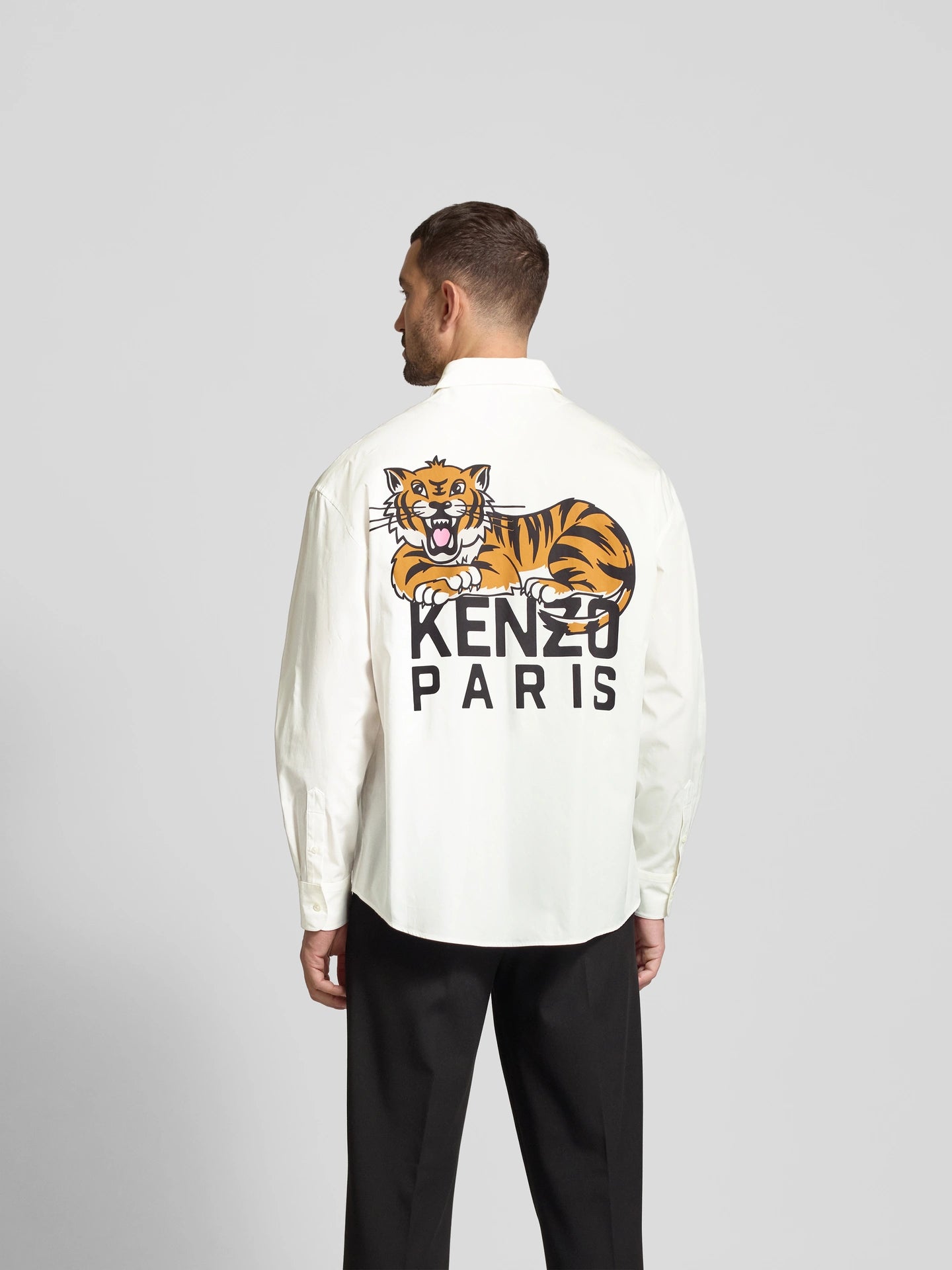 Kenzo
Chemise décontractée Relaxed Fit avec poche poitrine en blanc